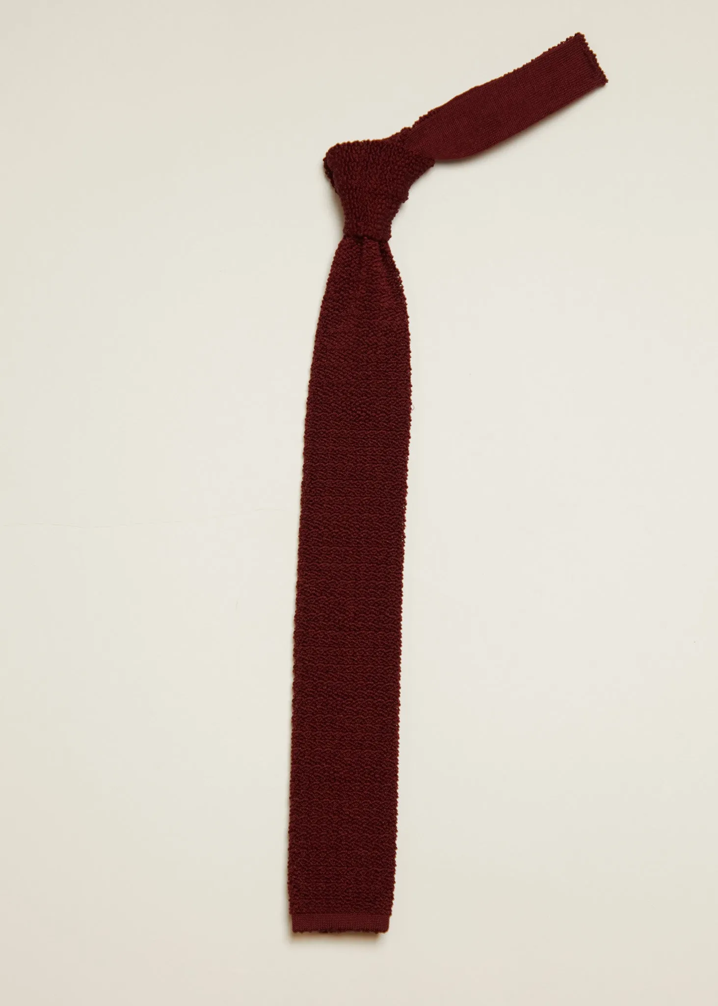Crispy tie in burgundy 