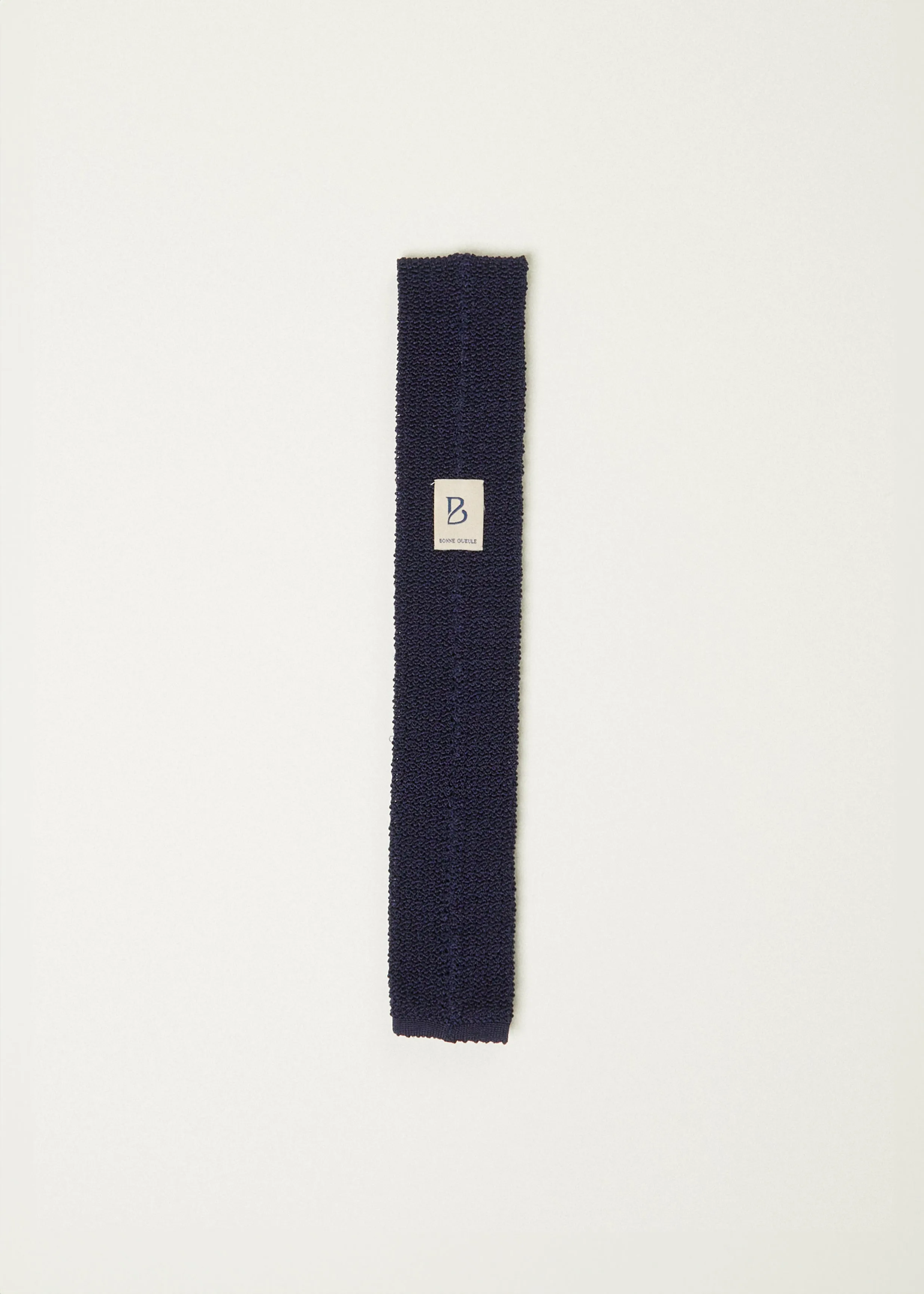 Crispy tie in navy