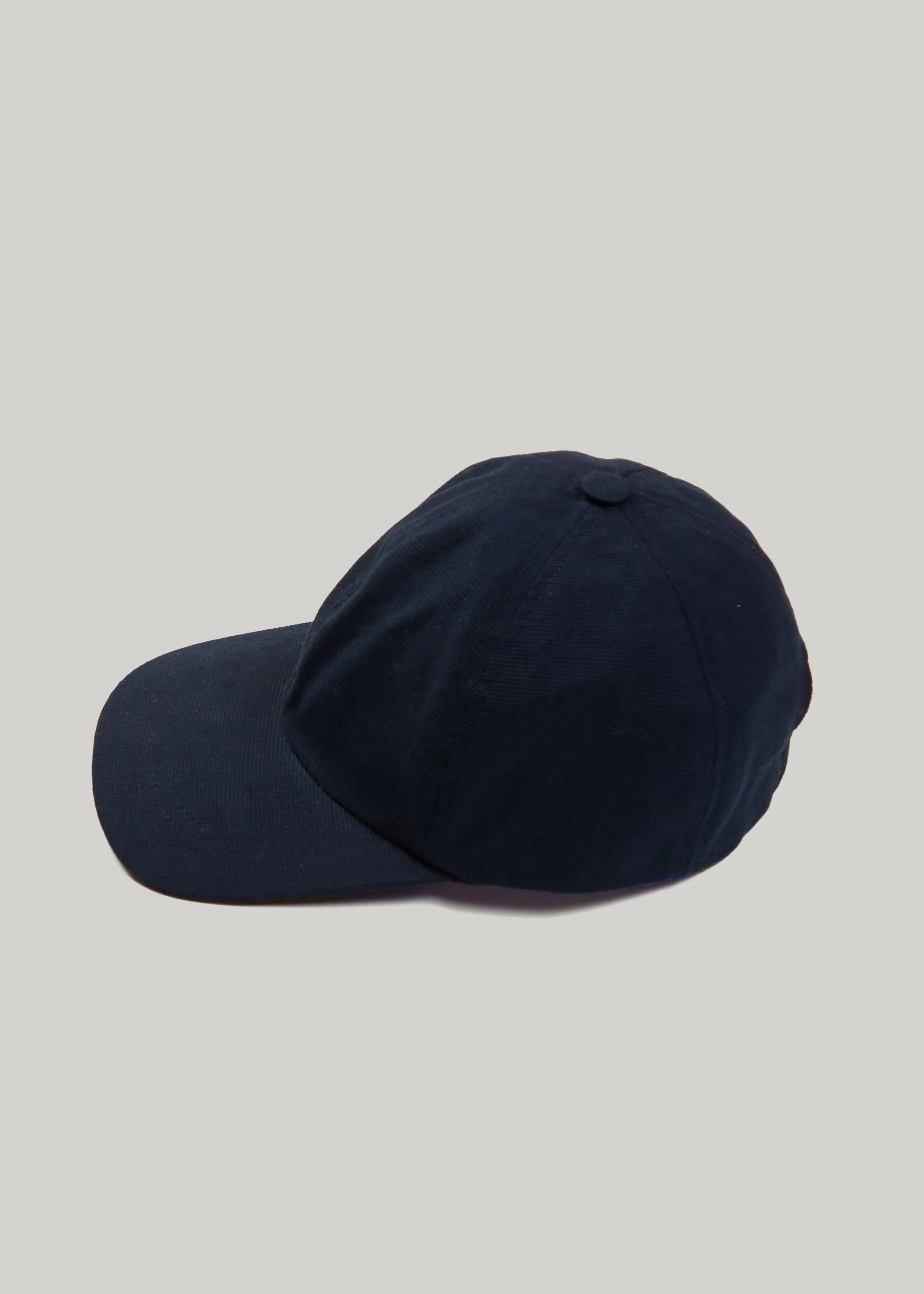 Junco cap in navy 